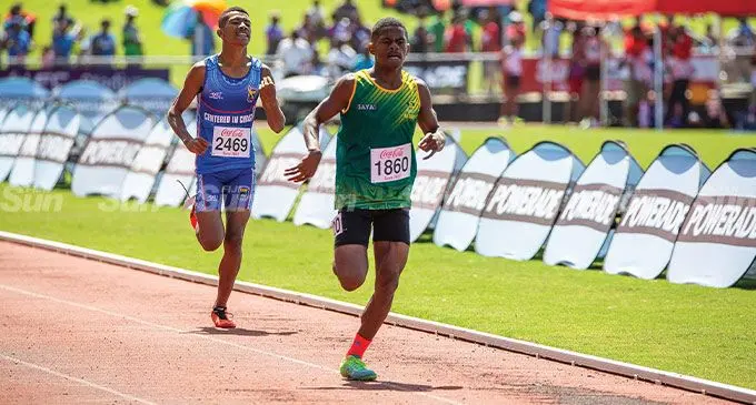 St Vincent College’s Evueli Toia on his way to win the Coca-Cola Games boys 1500m at the HFC Bank Stadium, Suva,on August 19, 2022. He later won the 3000m event for his second gold medal. Photo: Leon Lord