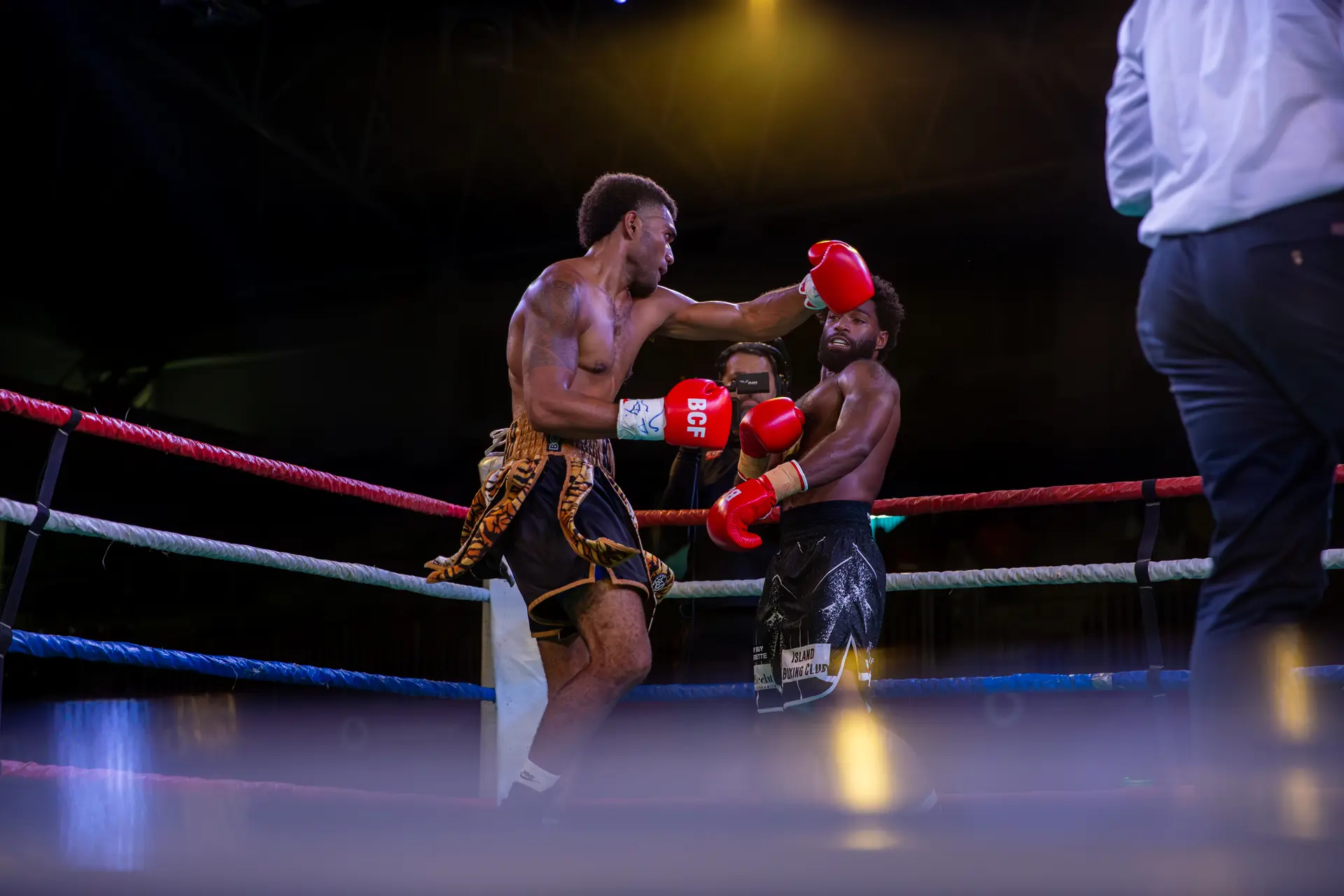 Tevita Naivakabula (left) won his first professional bout against Poasa Tuimaba on July 25, 2026. 