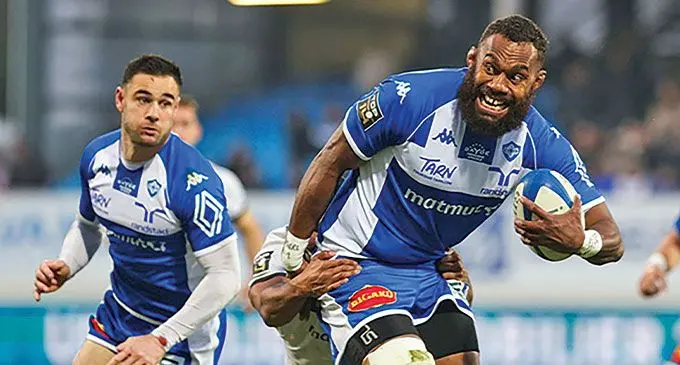 Castres lock Leone Nakarawa still going strong in the win over USA Perpignan in the French Top 14 clash on May 27, 2023. Photo: L'Equipe. 