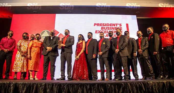 President of Fiji, Ratu Wiliame Katonivere (fifth from left), presents Future Farms Limited general manager Stanley Raniga, and his team, with the President’s Business Excellence Award at the 22nd Fiji Business Excellence Awards, which were held at the Grand Pacific Hotel in Suva, on December 10, 2021. Photo: Leon Lord