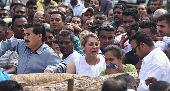 The late Nileshni Kumar's sisters, Sangeeta and Geeta Kumar at the Votualevu Cemetery in Nadi on August 31, 2019. Photo: Waisea Nasokia.