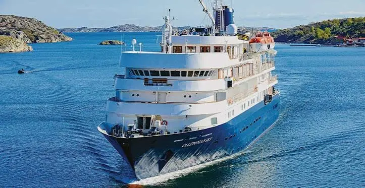 Captain Cook Cruises MS Caledonian Sky.