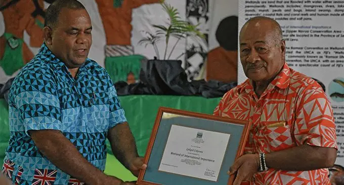 Turaga na Tui Mali Apenisa Bogiso (right) receives the Ramsar Certificate from Commissioner Northern Jovesa Vocea on behalf of the Qoliqoli Cokovata Management Committee at the Labasa Civic Centre on February 1, 2019. Photo: Shratika Naidu