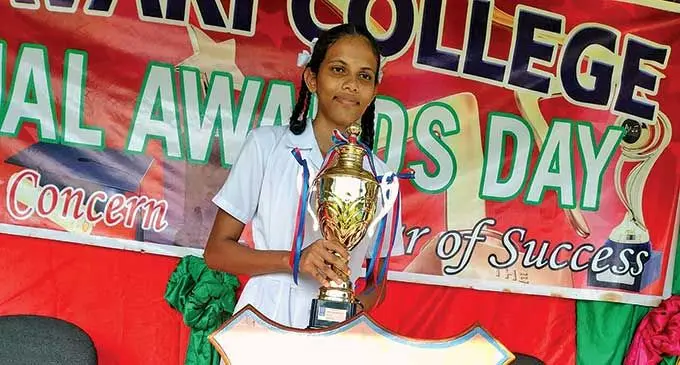 Naikavaki College Year 13 Dux prize awardee student, Ranjeeta Rajeshni Lata, scored the highest mark of 376/400 in her Fiji Year 13 Certificate Examination. 