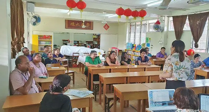 Yat Sen Primary School teachers meet with the International Women’s Peace Group (IWPG), Regional 11 staff.