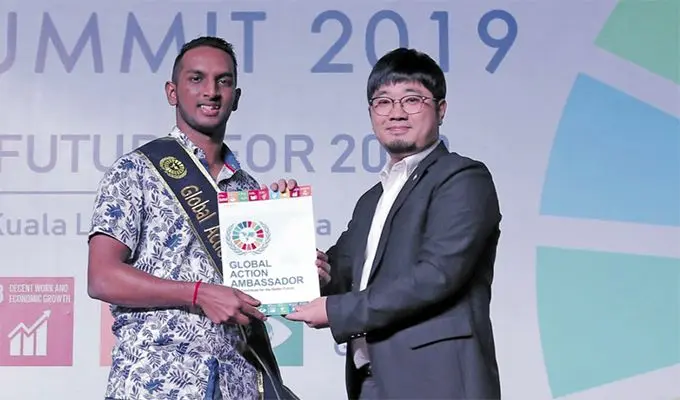 Patrick Lal (left) is officially made Global Goals Action Ambassador for Fiji by Global Goals Action Asia Regional Director Dongchan Kim during the Global Goals Summit in Kuala Lumpur, Malaysia last month.