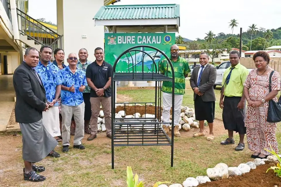 Radisson Blu Resort Fiji responsible business manager Satya Narayan (fourth from left) and front office manager Nikotimasi Delai (fifth from left) with Ratu Kadavulevu School principal, teachers and parents following the handover of beds.