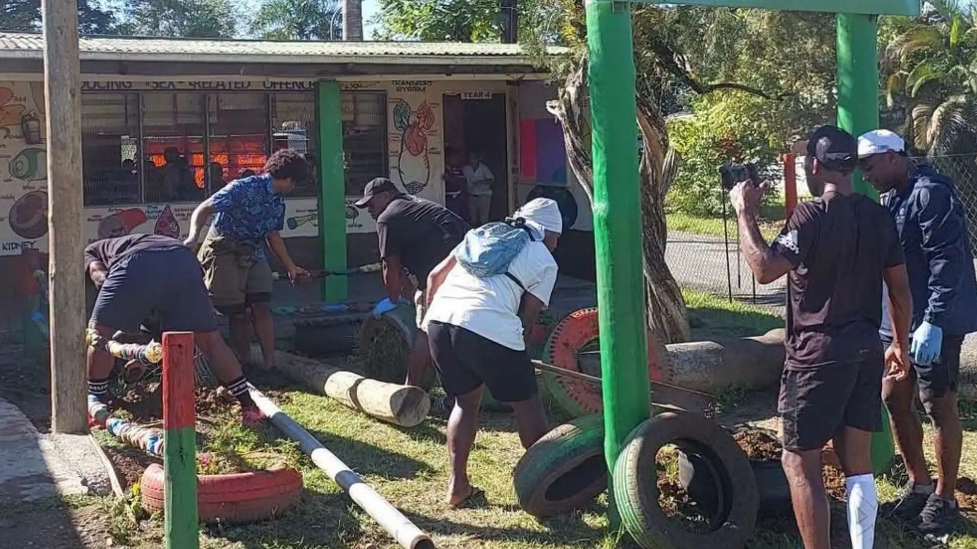 Northland rugby players on clean-up campaign