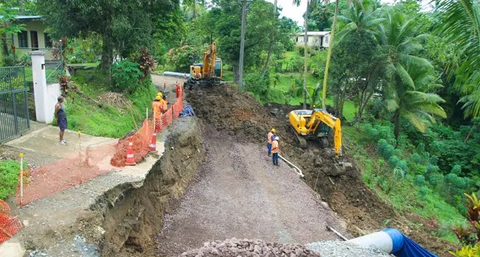 Fulton Hogan Hiways crew reinstating Yasi slip in Delainavesi. File Photo: Fulton Hogan Hiways