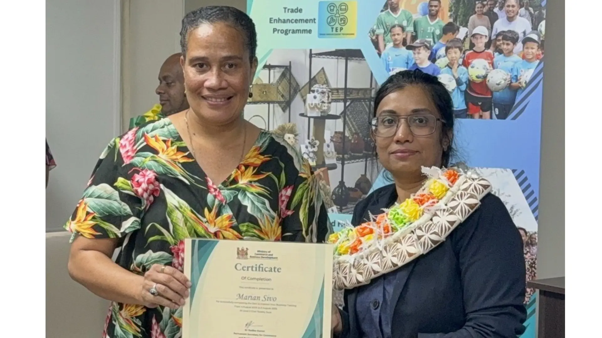 From left: Marian Sivo with permanent secretary for Commerce and Business Development Radika Kumar.
