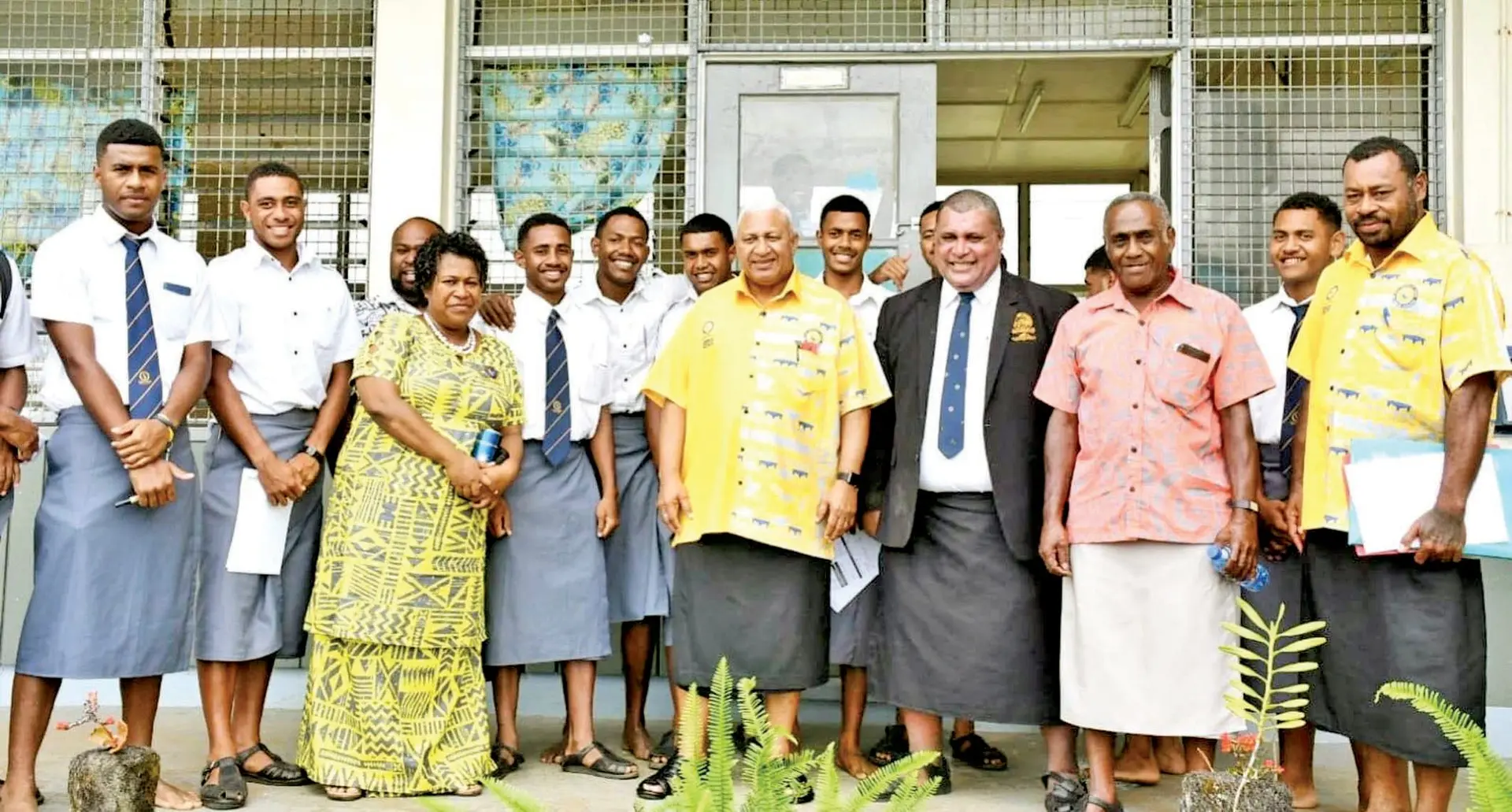 Prime Minister Voreqe Bainimarama, Ratu Kadavulevu School acting principal Naisa Toko with students and faculty at the school in Lodoni, Tailevu on November 6, 2020. Photo: Office of the Prime Minister 