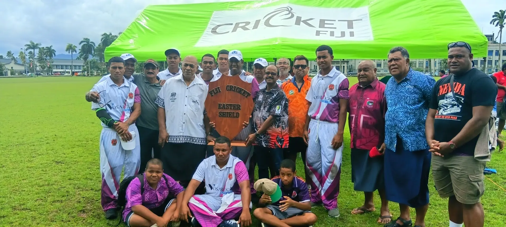 Kabara cricket players