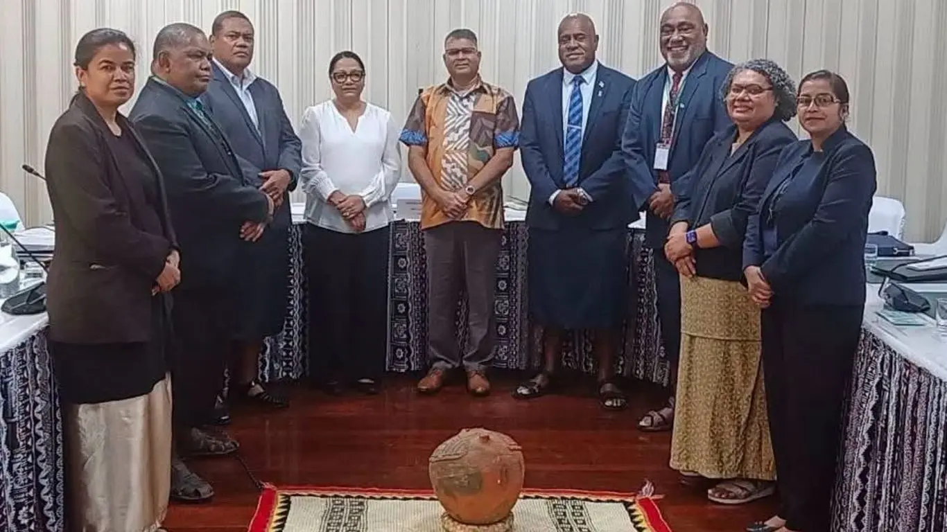 Members of the Standing Committee with RBF Governor Ariff Ali (middle) and other representatives from the Reserve Bank of Fiji.