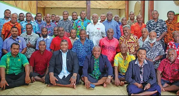 E rau dabe tiko oqori nai Vukevuke ni Minisita ni Veika Vakaitaukei ko Ratu Isikeli Tuiwailevu, na Minisita ni Qoliqoli kei na Veikau ko Kalaveti Ravu, ni oti na veitalanoa kei ira na iTaukei ni qele ni paini mai Bua ena macawa oqo.Veitaba: Minisitiri ni Tabacakacaka iTaukei