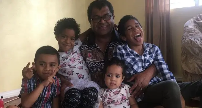 The late Peni Musunamasi( centre) with his grandchildren at his home in Nadera. Photo: Asivorosi Musunamasi