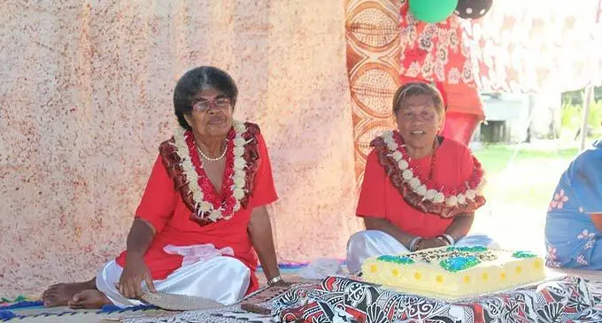 Tuisorisori sisters Sainimere Rauqeuqe (left) and Miriama Kadavu Chambault. Photo: Josifini Bainivalu