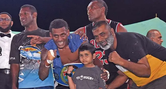Jese Ravudi (second from right) won the middleweight title at the Prince Charles Park, Nadi on December 17, 2022. Photo: Waisea Nasokia