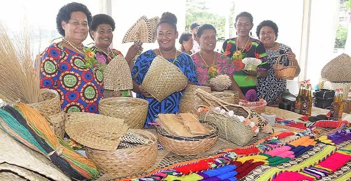 Ko ira na marama ni yasana o Lau kei Lomaiviti ka’ra vakaitavi ena siga rua ni vakaraitaki cakacaka ni liga e Suva ena macawa oqo. Veitaba: Ronald Kumar