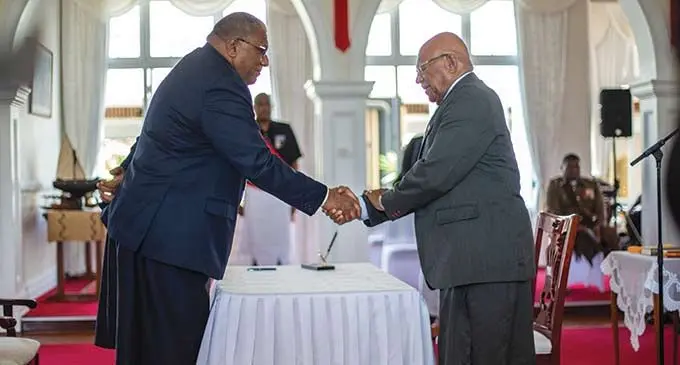 The President of Fiji, Ratu Wiliame Katonivere congratulates the new Prime Minister Sitiveni Rabuka on December 24, 2022. Photo: Leon Lord