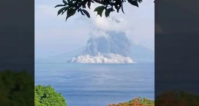 The underwater volcano eruption in Vanuatu