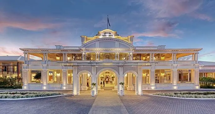 At a time when the Government laments financial constraints within public coffers, it plans to pay more than $100,000 as catering fees for an upcoming economic summit.