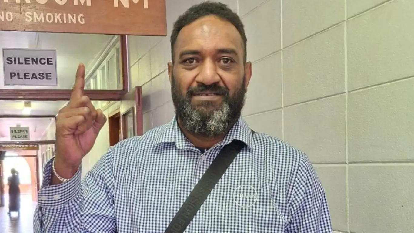  former Fiji Airways driver Neumi Donumainasava 