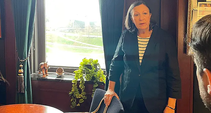 She spoke to 20 journalists from around the world who participated in the Foreign Press Center’s “Democracy is More than Election Day” reporting tour in the United States of America last month at Ohio.    