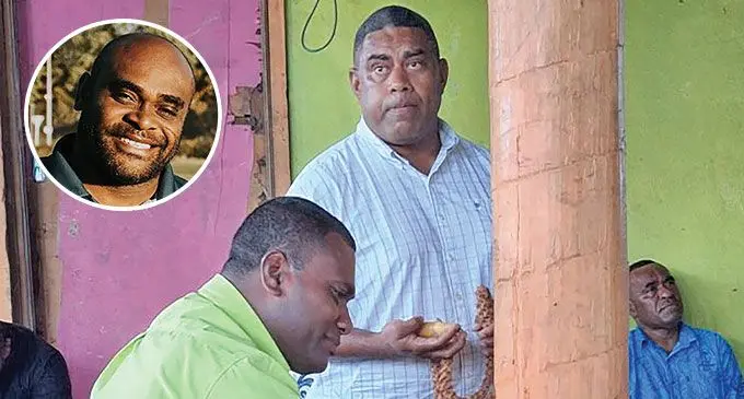 Saiasi Fuli presenting the Fiji Rugby Union’s reguregu at the late Waisea Mataitoga’s home in Nakasi on December 22, 2024. Photo: Pita Ligaiula/ Inset: The late Waisea Mataitoga