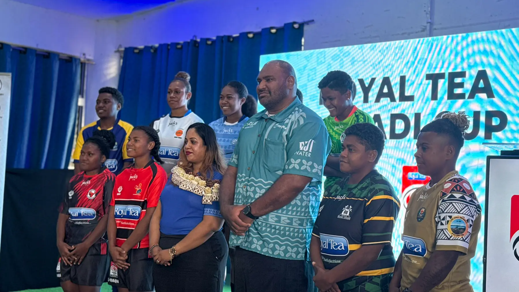 10 teams in the Royal tea Ranadi competition. 