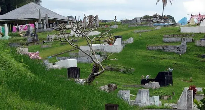 Lovonilase cemetery