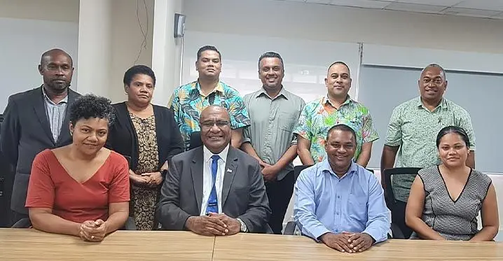 Executives of the Fijian Media Association (FMA) with the Deputy Prime Minister and Minister for Communications, Manoa Kamikamica. Pictured: (back from left), Dreu Vukailagi (Fiji TV), Makereta Komai (PINA), Reginald Tui (Fiji Live), Indra Michael Singh (FBC), Vijay Narayan (CFL), Fred Wesley (The Fiji Times). Front from left: Rosi Tamani-Doviverata (Fiji Sun), Deputy Prime Minister and Minister for Communications, Manoa Kamikamica, Stanley Simpson (Mai TV) and Tupou’tuah Baravilala (Ministry of Communications). Photo: Fijian Media Association