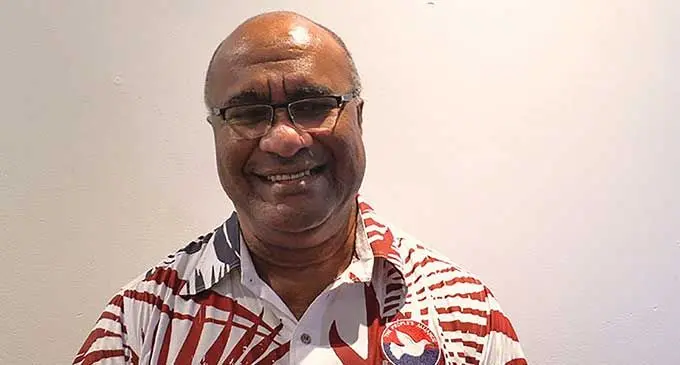 Manoa Kamikamica.