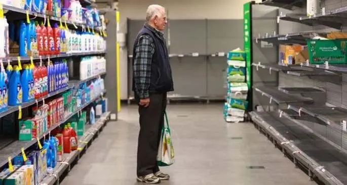 Photo taken on March 17, 2020 shows a senior shopping at a Woolworths supermarket in Canberra, Australia. (Xinhua/Chu Chen)