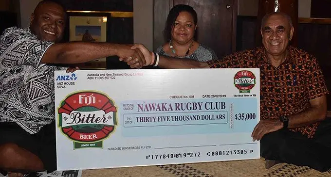 From left: Nawaka Rugby Club president Eparama Sailo, Jen Osborne and Paradise Beverages Fiji general manager sales/corporate affairsJoe Rodan Snr during the launch at Nawaka village in Nadi on February 20, 2019. Photo: Waisea Nasokia