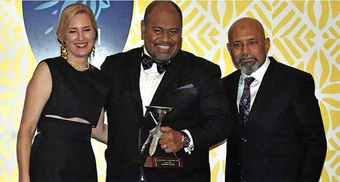 Rosie Holidays general manager Eroni Paumau with his award during the 2018 ANZ FETA at the Sofitel Fiji Resort and Spa on Denarau on February 16, 2019. Photo: Waisea Nasokia