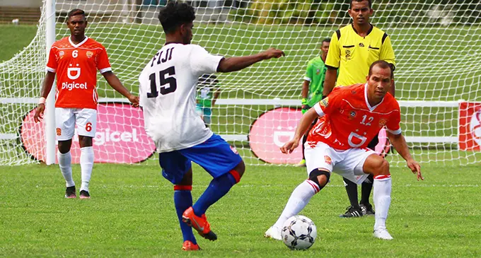 Glamada Investments Rewa midfielder Tevita Waranaivalu defends against Koromakawa Rentals & Tours Navua in their Digicel Fiji FACT clash at Lawaqa Park, Sigatoka, on May 26, 2022. Photo: Waisea Nasokia