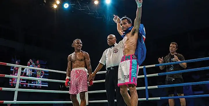 Mikaele Ravalaca (left) lost to Pom Thanawut Phetkum in 2023 during the Lewis-Hill Boxing promotion in Suva.