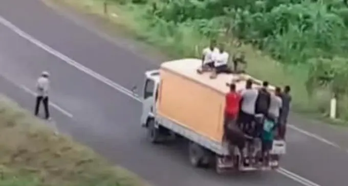 The photo that caught the attention of many on social media including the Land Transport Authority.