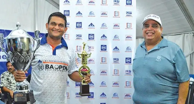 Rizwan Mohammed (left) with RC Manubhai director Rajesh Patel. Photo: RC Manubhai