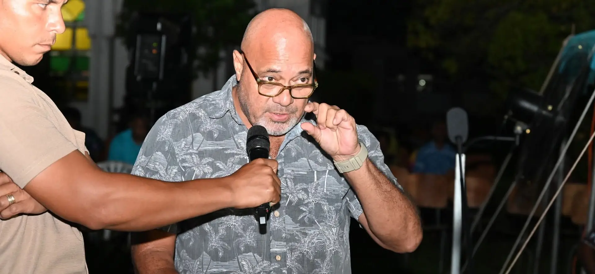 Ron Blake makes a point. Photo: MOE.