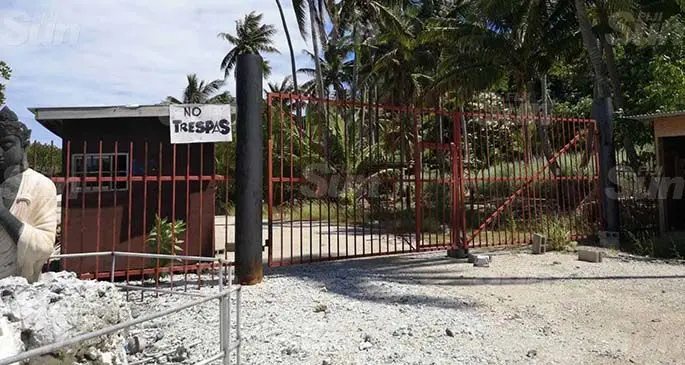 The main entrance to the Freesoul development site on Malolo Island remains closed and is monitored by a security guard. Photo: Ivamere Nataro