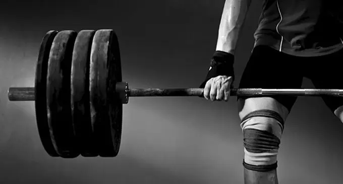 Weightlifting-vs-Powerlifting