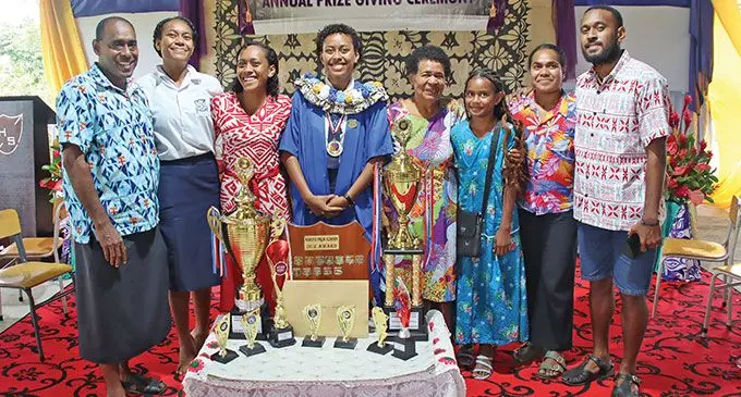 Nakasi High School head girl and 2024 dux, Esther Lusiana Kuva with her family on November 29, 2024. Photo: Beranadeta Nagatalevu