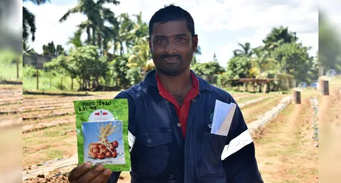 Airavata Agriculture chief operation officer Kavit Karan with the new seedlings. Photo: Waisea Nasokia
