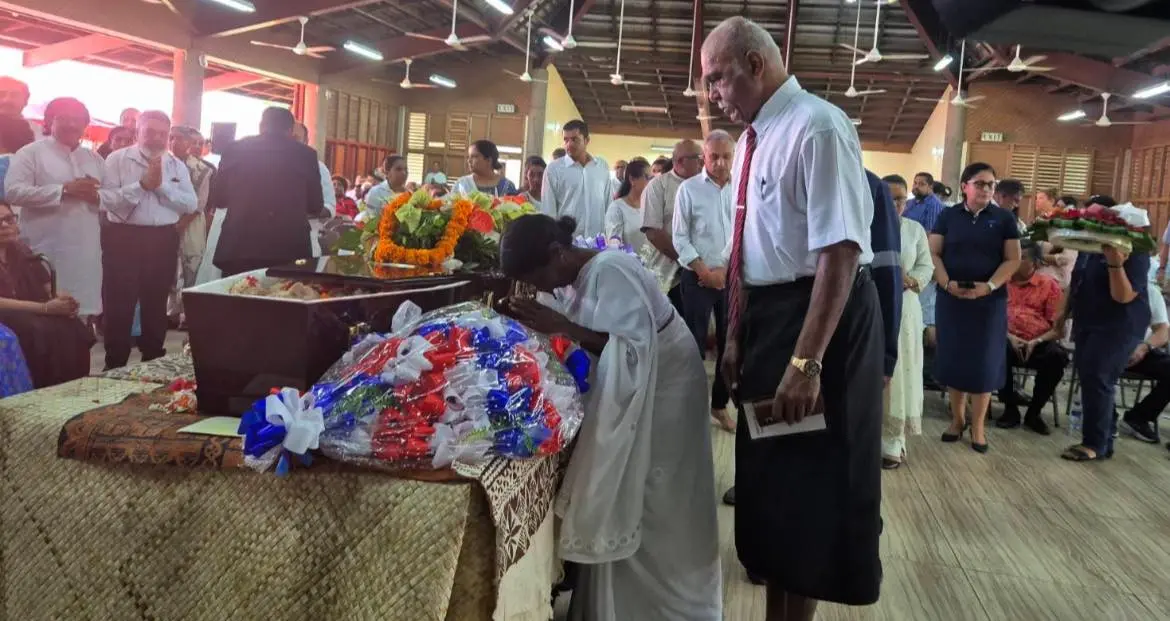 A large crowd attended the funeral, including former President Jioji Konrote, former deputy Prime Minister and Minister for Finance Professor Biman Prasad, Minister for Rural and Maritime Development Mosese Bulitavu, business leaders, staff of the Punja Group and members of the public.