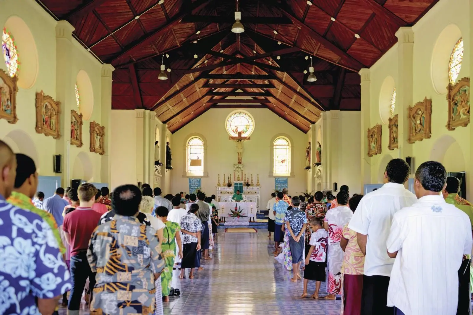 Church service on Sunday. Photo: https://fijipocketguide.com/guide-to-the-religions-in-fiji/