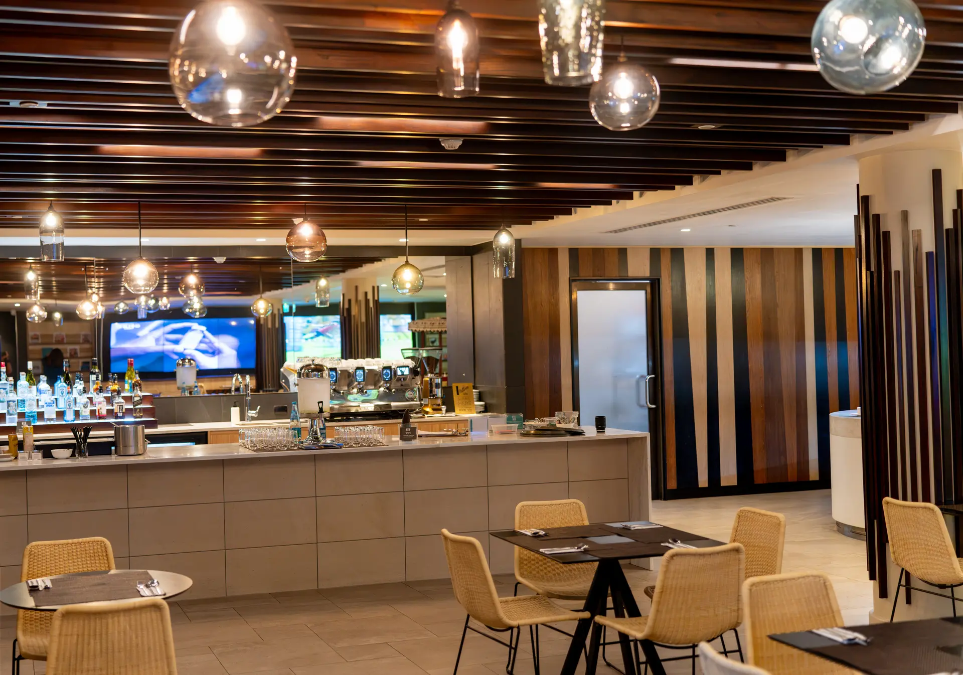 The Fiji Airways Premier Lounge at Nadi International Airport offers travellers a space before departure with service and Fijian touches.