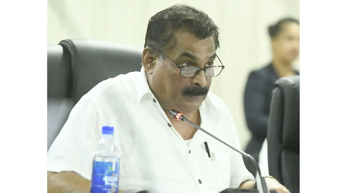 Fiji Trade Union congress (FTUC) general secretary Felix Anthony giving his submission before the Constitution Review Committee in Suva on April 20, 2026. 