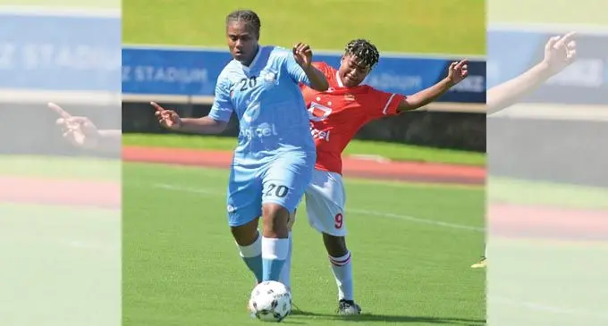 Rewa’s Ilisapeci Senileba defends against Tabua  Liku of Tailevu/Naitasiri on March 7, 2021.  Photo: Ronald Kumar