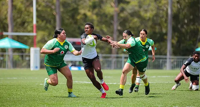 Fiji Airways Fijiana sevens forward Vani Buleki on attack against Cook Islands during the Oceania Sevens Championship at the Ballymore Stadium in Brisbane, Australia, on November 10, 2023. Photo: Oceania Rugby  